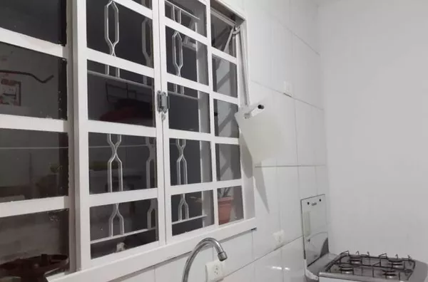 Casa com 2 quartos Vila Industrial