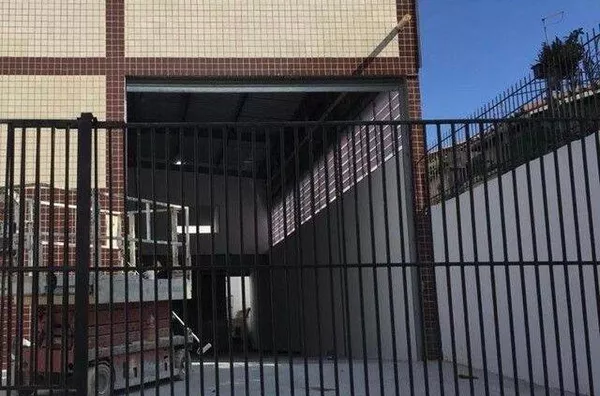 Galpão à venda, 300 m² por R$ 742.000,00 - Jardim Motorama - São José dos Campos/SP