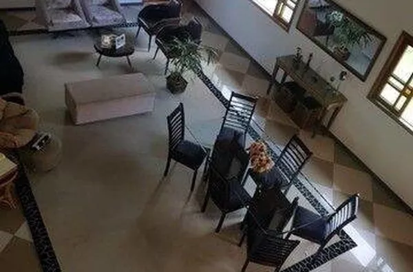 Casa com 4 quartos Ubanova