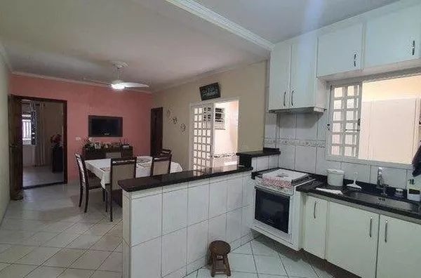 Casa com 3 quartos  à venda, 235 m² por R$ 750.000 - Jardim Ismênia - São José dos Campos/SP