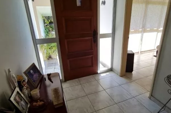 Casa de Condomínio com 2 Quartos à venda, 285m² - Jardim Apolo