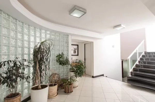 Casa de Condomínio com 4 Quartos à venda, 300m² - Jardim Apolo