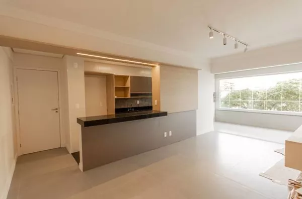 Apartamento com 2 Quartos para alugar, 85m² - Vila Adyana