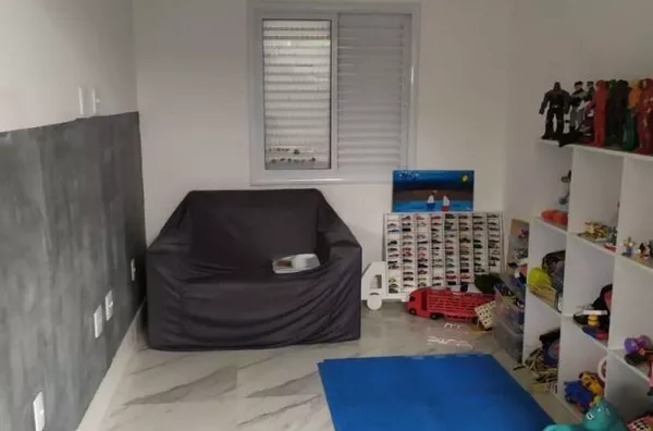 Casa de Condomínio com 4 Quartos à venda, 235m² - Urbanova