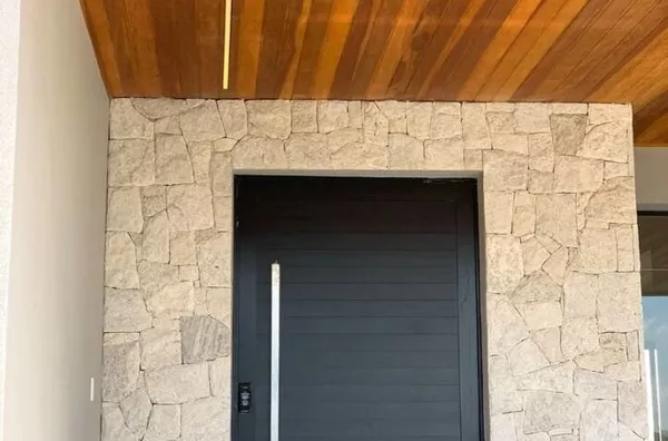 Casa de Condomínio com 4 Quartos à venda, 300m² -  URBANOVA