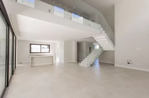 Casa de Condomínio com 5 Quartos à venda, 420m² - Jardim do Golfe