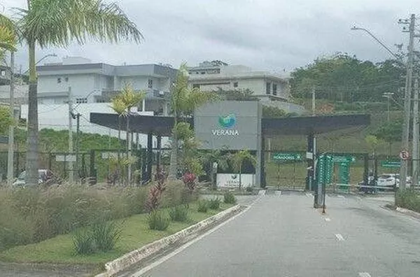 Casa com 3 dormitórios à venda, 192 m² por R$ 940.000,00 - Condomínio Verana - São José dos Campos/S