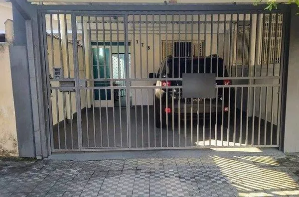 Casa com 3 dormitórios à venda, 105 m² por R$ 403.000,00 - Jardim Bela Vista - São José dos Campos/S