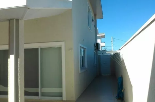 Casa com 3 quartos a venda 252m² Condomínio Residencial Mantiqueira