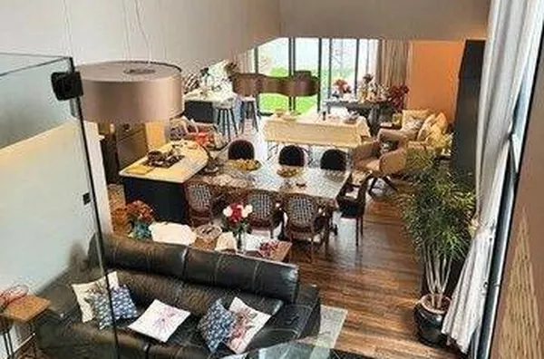 Casa com 4 dormitórios à venda, 330 m² por R$ 2.750.000,00 - Urbanova - São José dos Campos/SP