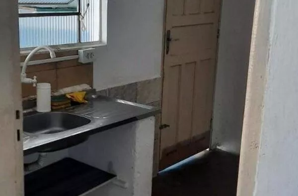 Casa com 5 dormitórios para alugar, 160 m² por R$ 2.900,01/mês - Monte Castelo - São José dos Campos