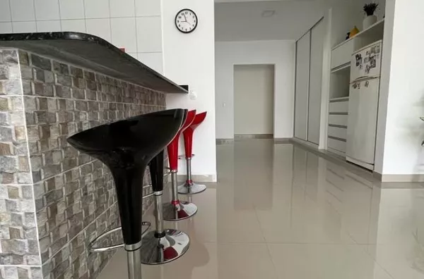 Casa com 4 quartos  à venda, 330 m² por R$ 2.250.000 - Condomínio Residencial Jaguary - São José dos