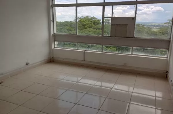Sala Comercial para Locação com 51 metros quadrados no Centro
