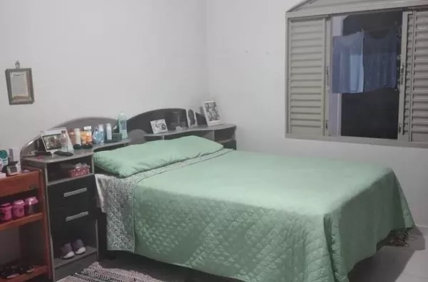 Casa com 3 quartos à venda, 160 m² por R$ 560.000 - Bosque dos Eucaliptos - São José dos Campos/SP