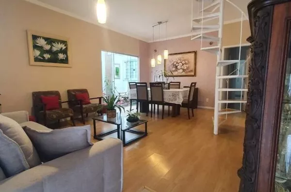 Casa em condomínio com 3 quartos 3 banheiros a venda 250 metros Urbanova