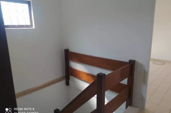 Casa com 3 dormitórios para alugar, 300 m² por R$ 1.800,00/mês - Jardim Souto - São José dos Campos/