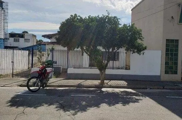 Casa com 4 quartos à venda, 127 m² por R$ 970.000 - Centro - São José dos Campos/SP