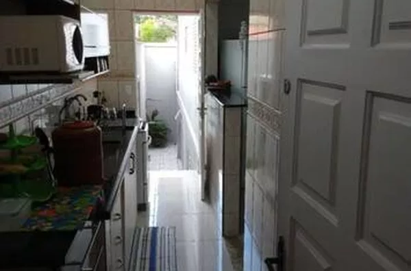 Casa com 3 quartos à venda, 140 m² por R$ 468.000 - Jardim das Indústrias -