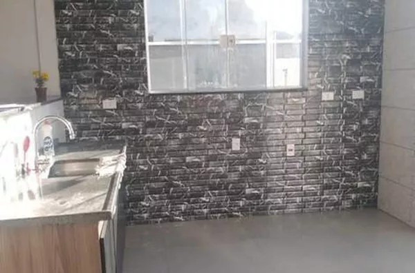 Casa com 03 quartos, 145mts Locação no Bairro do Grama