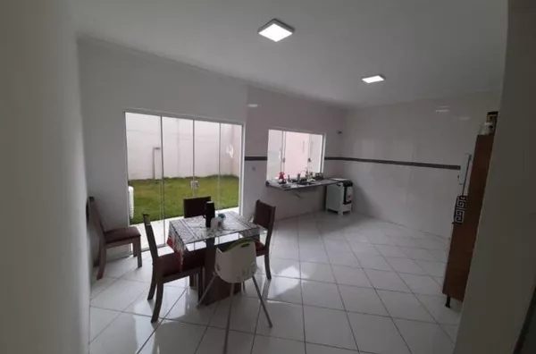 Casa com 3 quartos à venda, 117 m² por R$ 424.000 - Jardim Rodolfo - São José dos Campos/SP