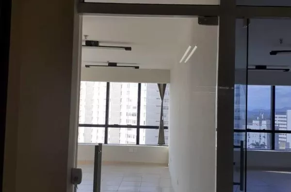 Sala para aluguel Centro São José dos Campos