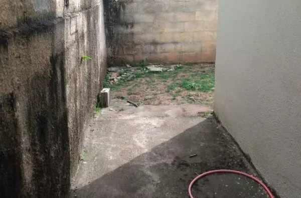 Casa com 3 dormitórios à venda, 70 m² por R$ 220.000,00 - Jardim Santa Júlia - São José dos Campos/S