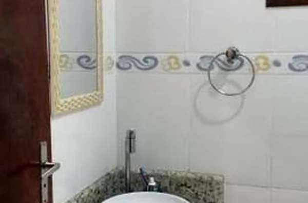 Casa com 3 dormitórios à venda, 137 m² por R$ 810.000,00 - Villa Branca - Jacareí/SP