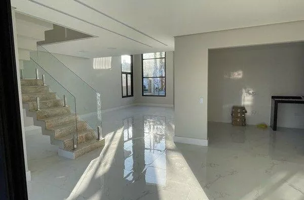 Casa com 03 quartos 300 metros no condomínio Terras do Vale Caçapava.