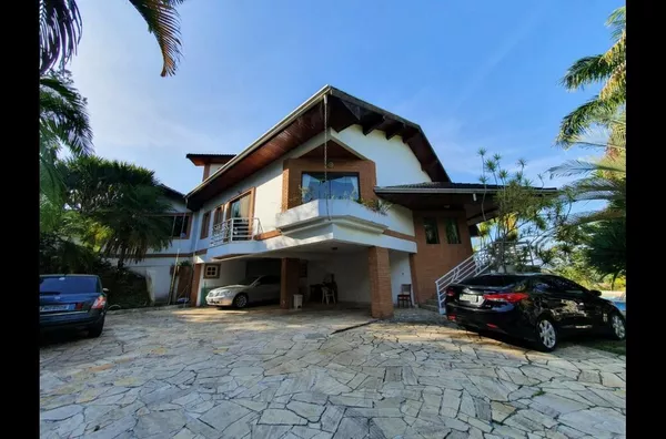 Casa 6 quartos em condomínio - Quinta das Flores - SJC