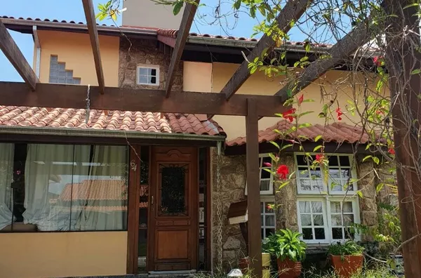 Casa em condomínio 3 Quartos Venda 174m² Urbanova