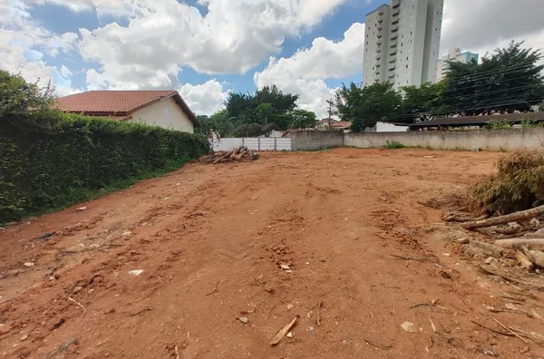 Terreno no Bairro Chacaras São José