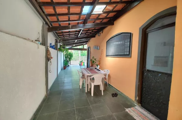 Casa 2 quartos em Condomínio de Caraguatatuba