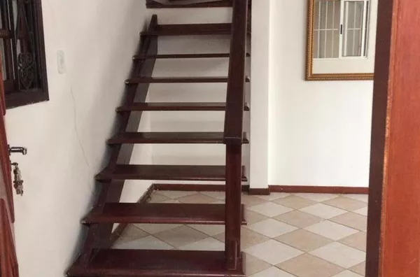 Casa 3 Quartos  150 mts para Locação - Jardim das Industrias