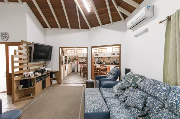 Casa em Condomínio 5 quartos sendo 1 suíte 253 metros a venda - URBANOVA