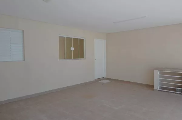 Casa térrea com 3 quartos, sendo 1 suíte, a venda - PORTAL DOS PÁSSAROS