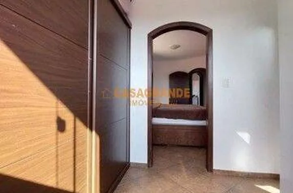 Casa com 4 Quartos, Portal da Serra , Urbanova