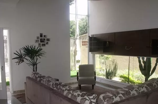 Casa com 3 quartos à venda, 250 m² - Jardim Estoril