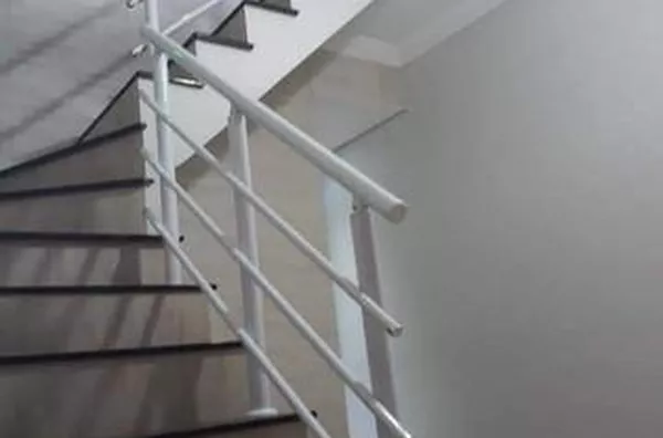 Casa com 3 dormitórios à venda, 200 m² por R$ 480.000,00 - Residencial União - São José dos Campos/S