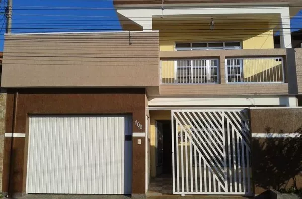 Casa com 4 quartos à venda, 270 m² por R$ 790.000 - Cidade Jardim - Jacareí/SP