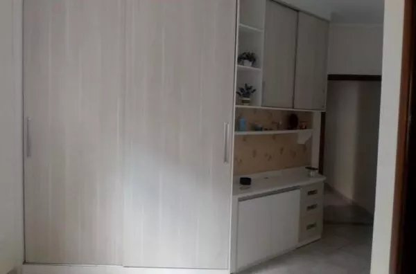 Casa com 3 quartos à venda, 192 m² por R$ 500.000 - Jardim Portugal - São José dos Campos/SP