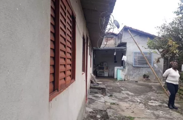 Casa com 03 quartos à venda, 200 m² por R$ 400.000 - Jardim Ismênia - São José dos Campos/SP