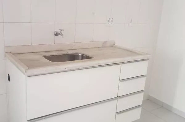 Aluga-se Apartamento no Edifício Escuna