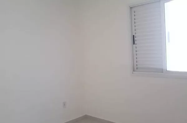 Aluga-se Apartamento no Edifício Escuna