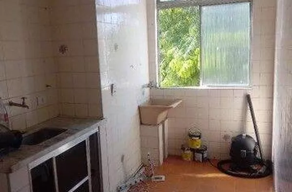 Apartamento com 2 dormitórios à venda, 47 m² por R$ 120.000,00 - Vila Industrial - São José dos Camp