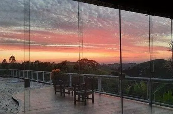 Vendo Chácara com 3 dormitórios à venda, 9120 m² por R$ 1.320.000 - Freitas - São José dos Campos/SP