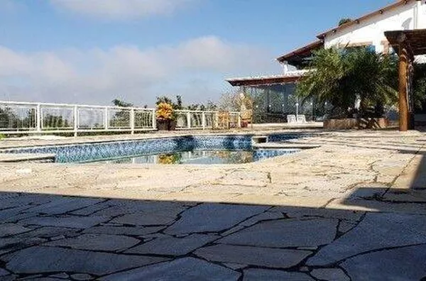 Vendo Chácara com 3 dormitórios à venda, 9120 m² por R$ 1.320.000 - Freitas - São José dos Campos/SP