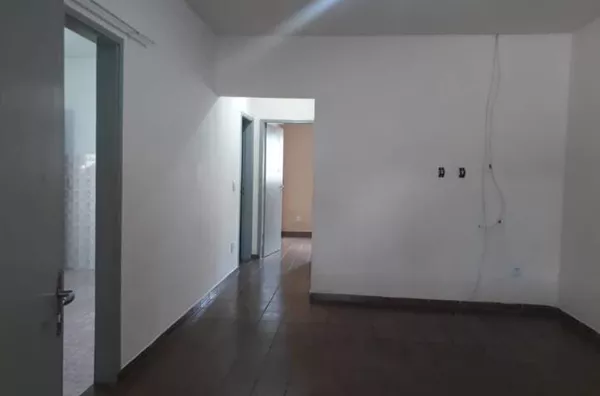 Casa com 3 dormitórios para alugar, 110 m² por R$ 1.200,00/mês - Vila Tatetuba - São José dos Campos