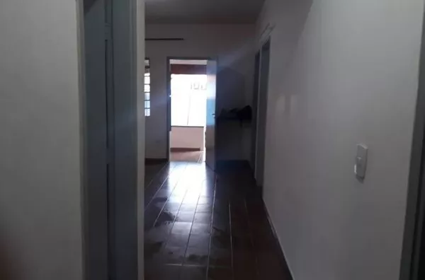 Casa com 3 dormitórios para alugar, 110 m² por R$ 1.200,00/mês - Vila Tatetuba - São José dos Campos