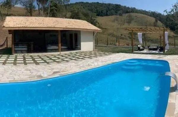 Chácara com 2.100 metros quadrados Bairro do Costinha