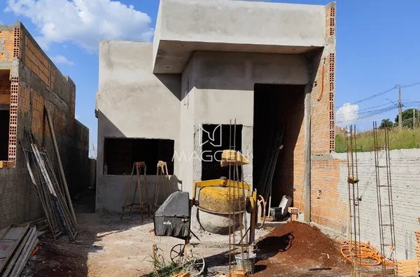 Casa com churrasqueira perto do Atacado Viza 